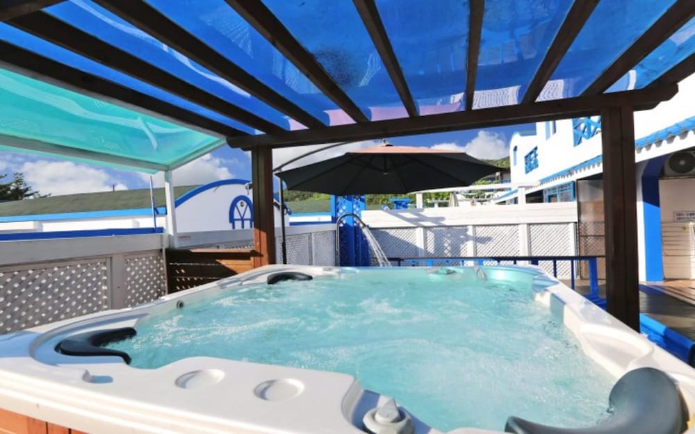 Фото Yangyang Lodes Pool Villa