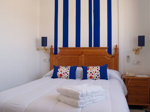 Фото Hotel Corona de Atarfe