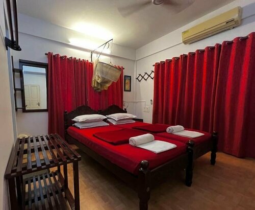 Гостиница Reds Residency - Homestay