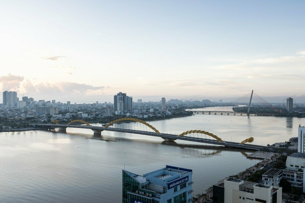 Hotel Wink Hotel Danang Centre, Da Nang, photo