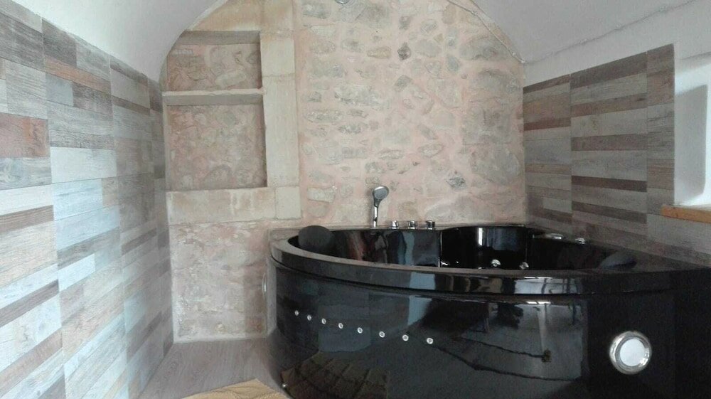 Фото Only for two Giumbabulla Home and SPA