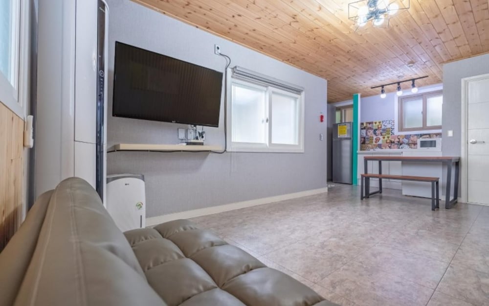 Фото Yangyang Vintage House Pension