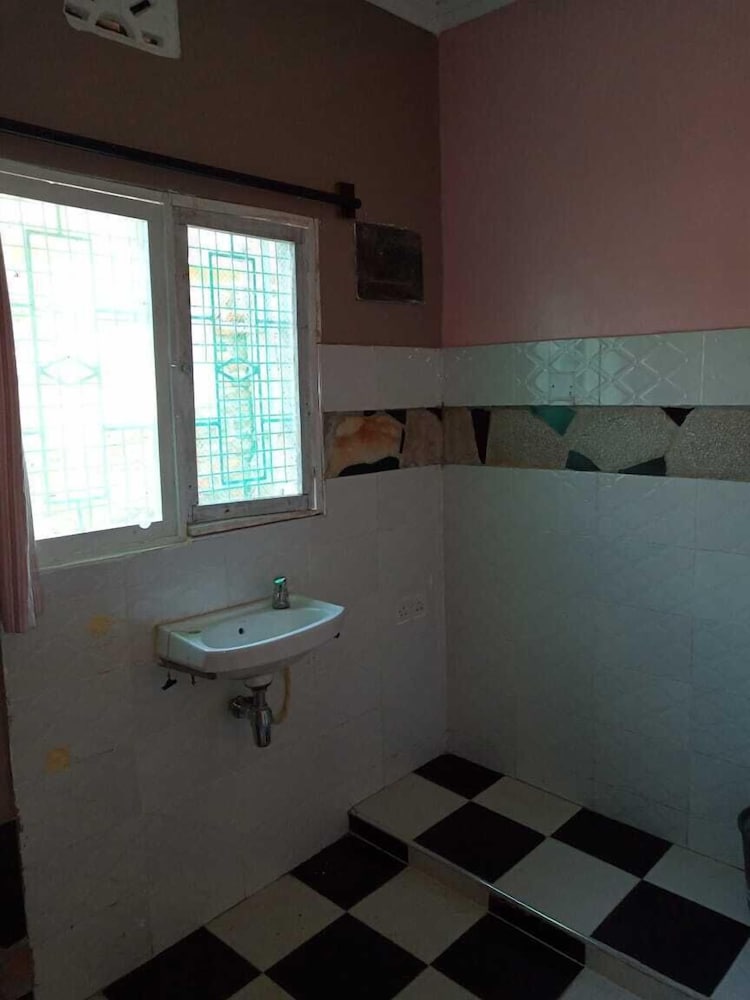 Фото Quinten Hotel Kisumu