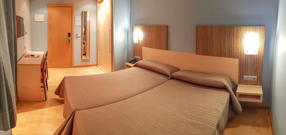 Фото Hotel Faranda Express Alisas Santander