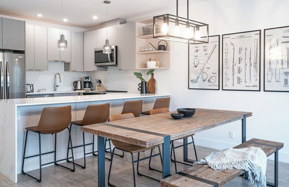 Фото Glades and Green by Revelstoke Vacations