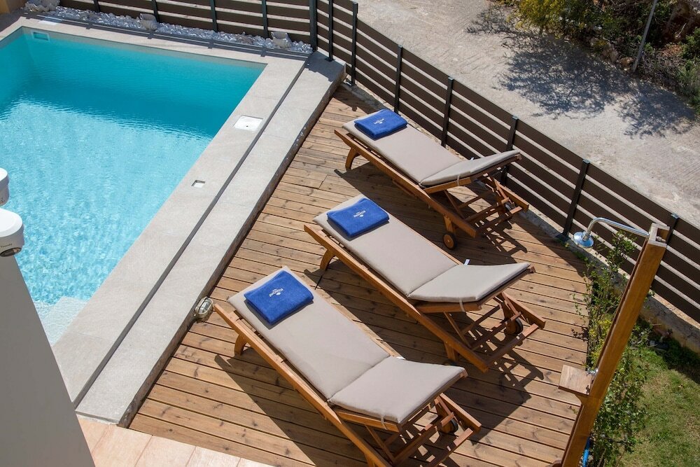 Фото EcoHome Villa