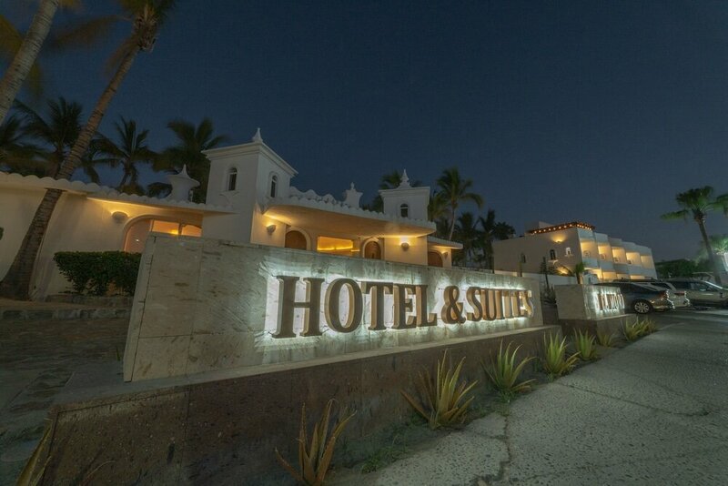 Гостиница Club el Moro Hotel Suites в Ла-Пас