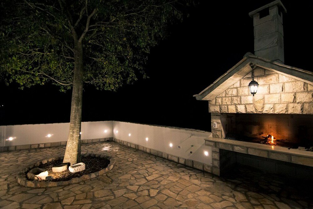 Фото Stipe - With Pool - H