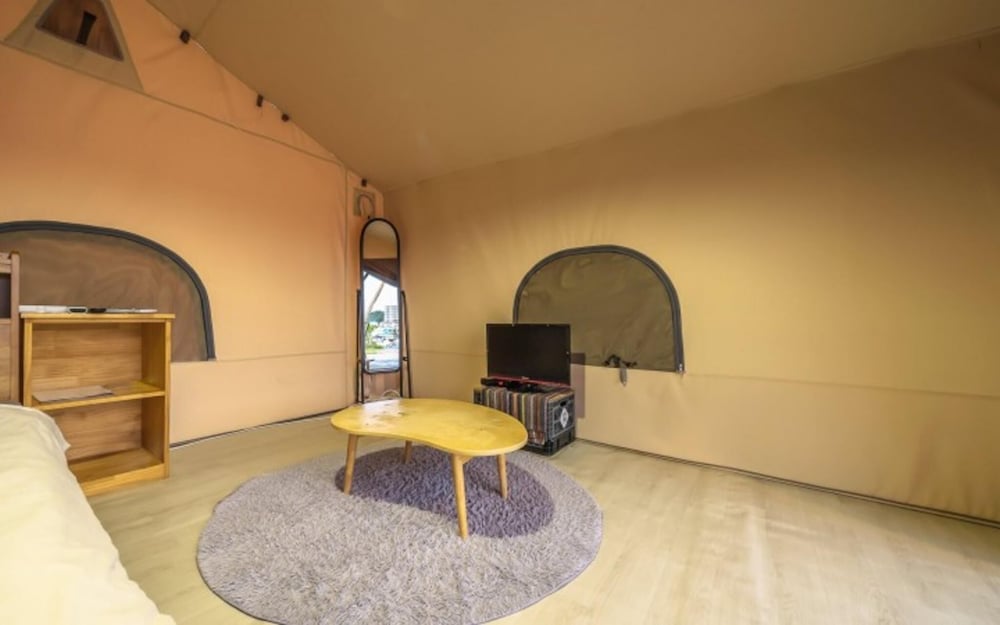 Фото Pohang Aqua Bag Lamping