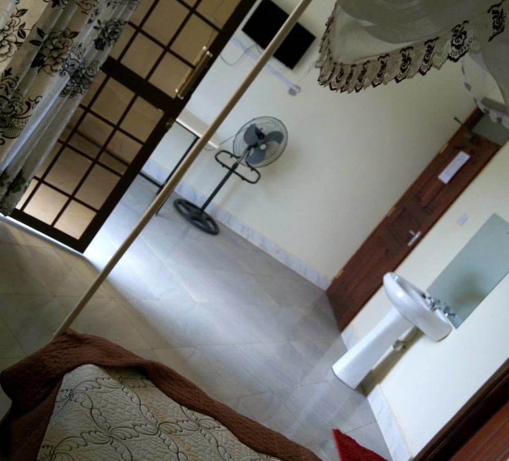 Фото Market View Hotel Taveta