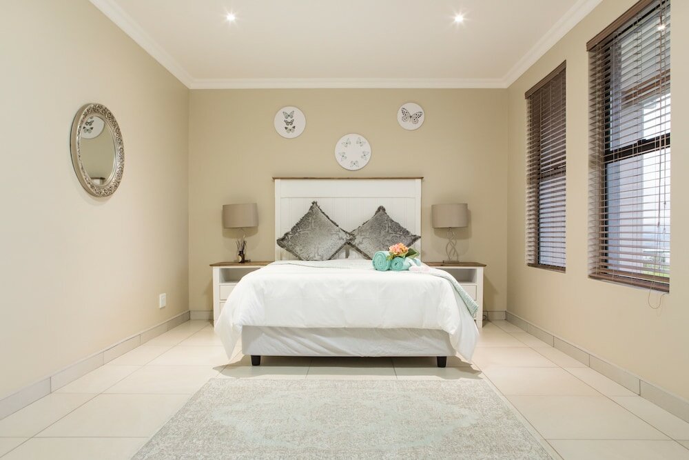 Фото The Living Collective