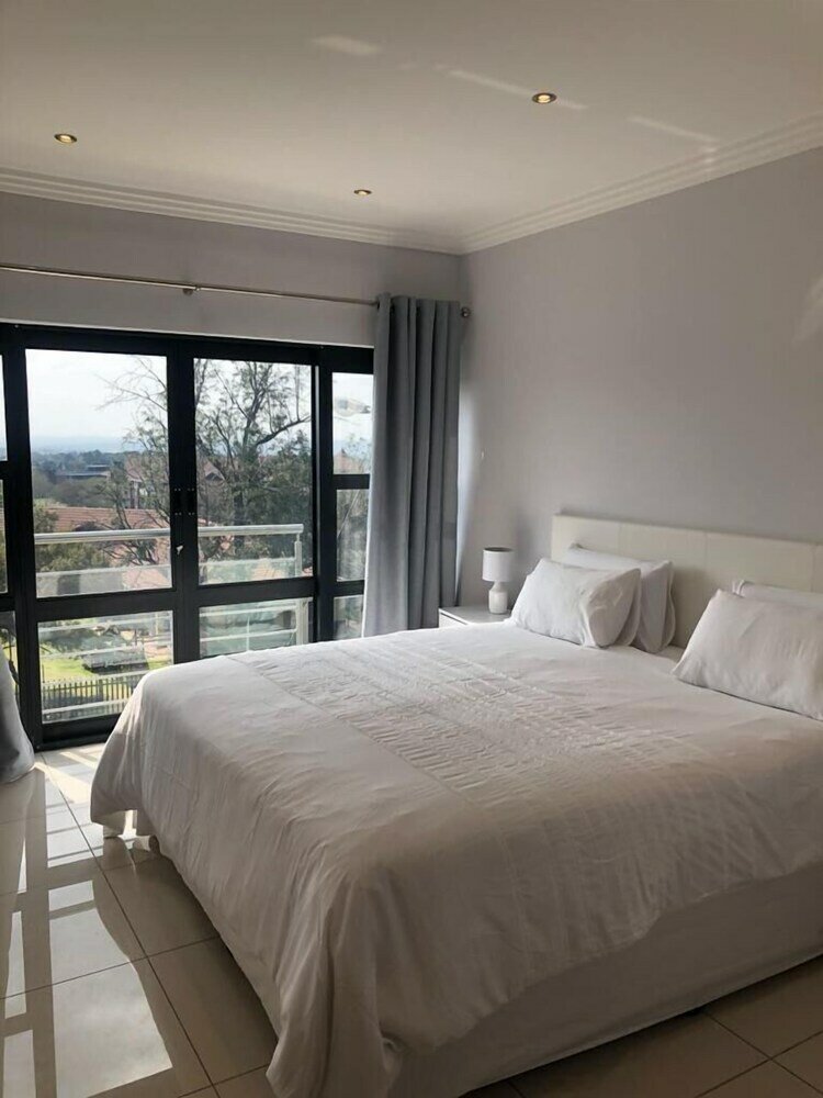 Фото Stunning Apartment in Sandton