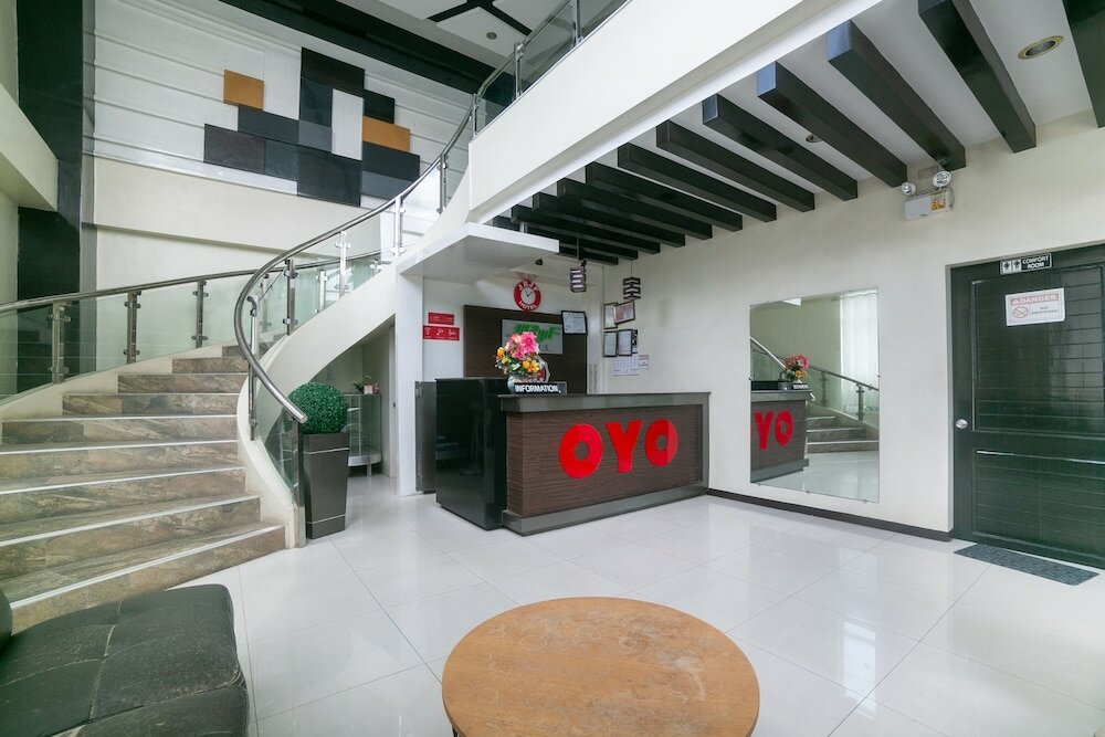 Фото Oyo 183 Jrjf Hotel