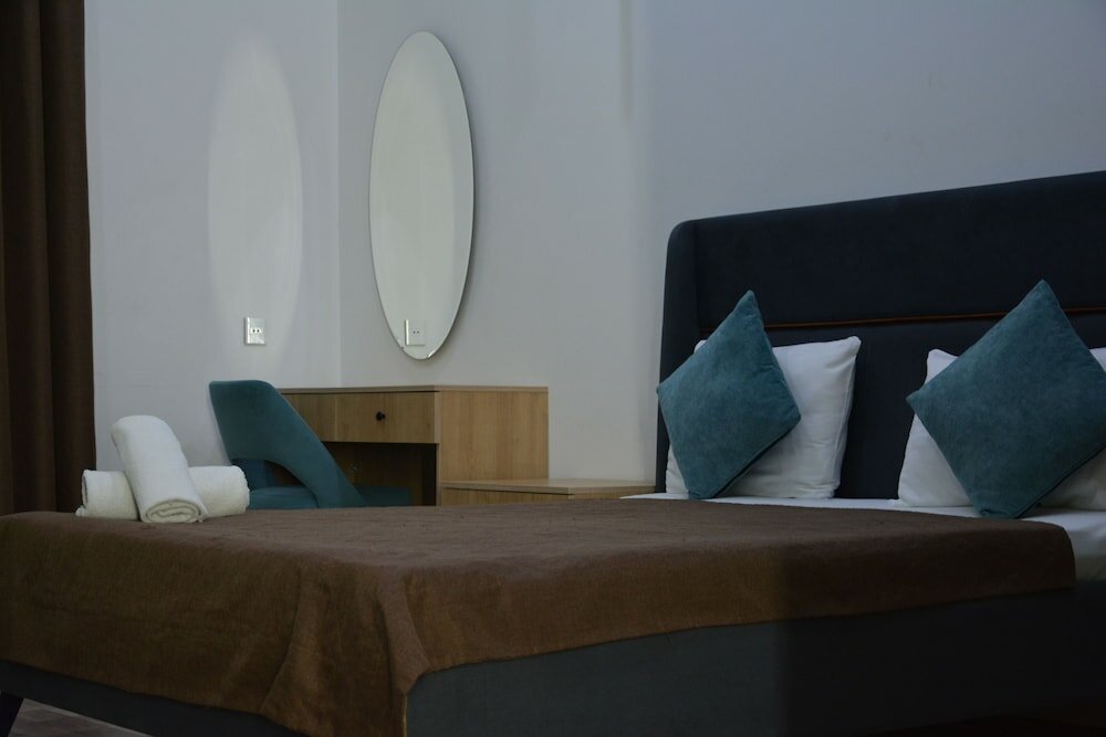 Фото Perron Hotel