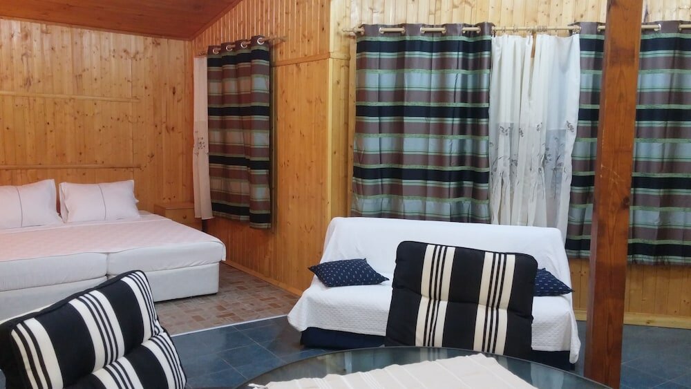 Фото Galeria In The Garden