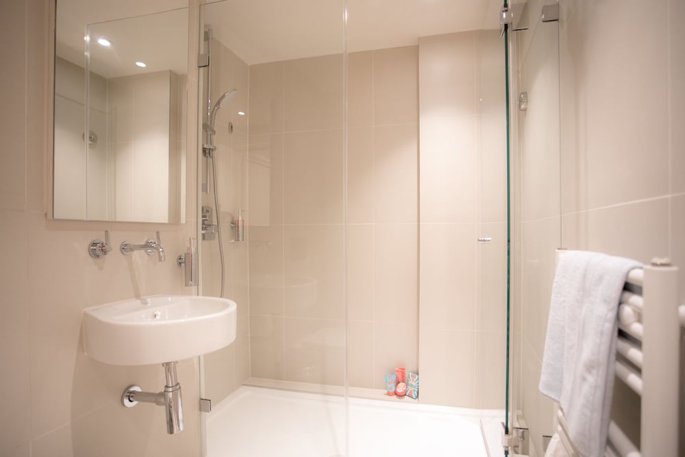 Фото Moonside - Stunning Angel Apartments