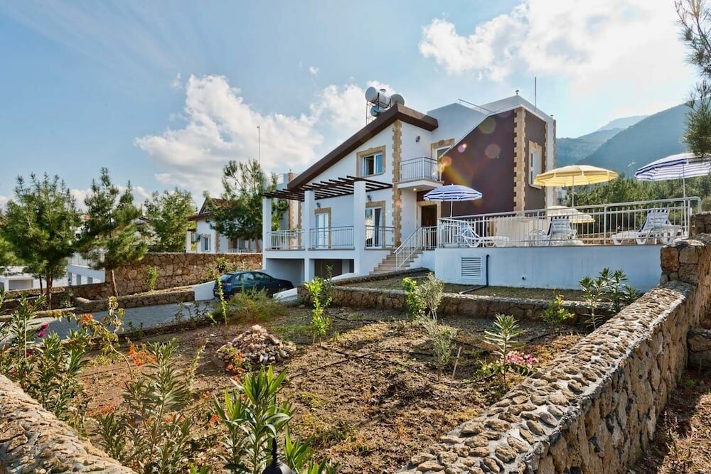 Фото Villa Lagoon by Amy Villas