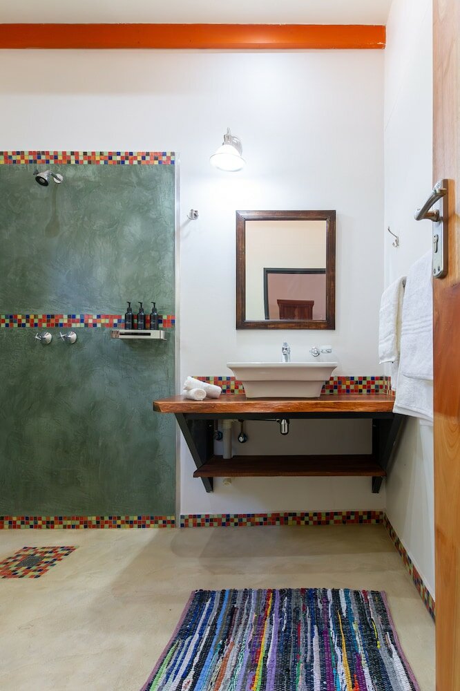 Фото The Courtney Lodge