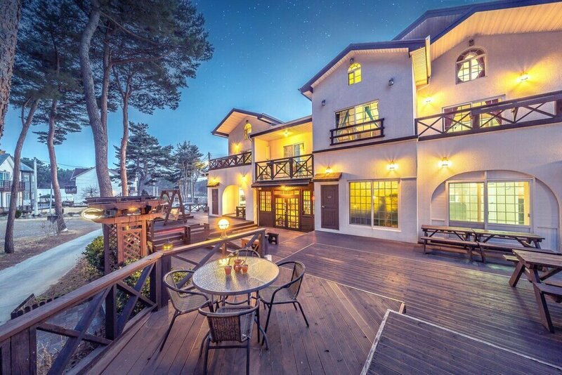 Гостиница Gangneung Myauntsera Pension