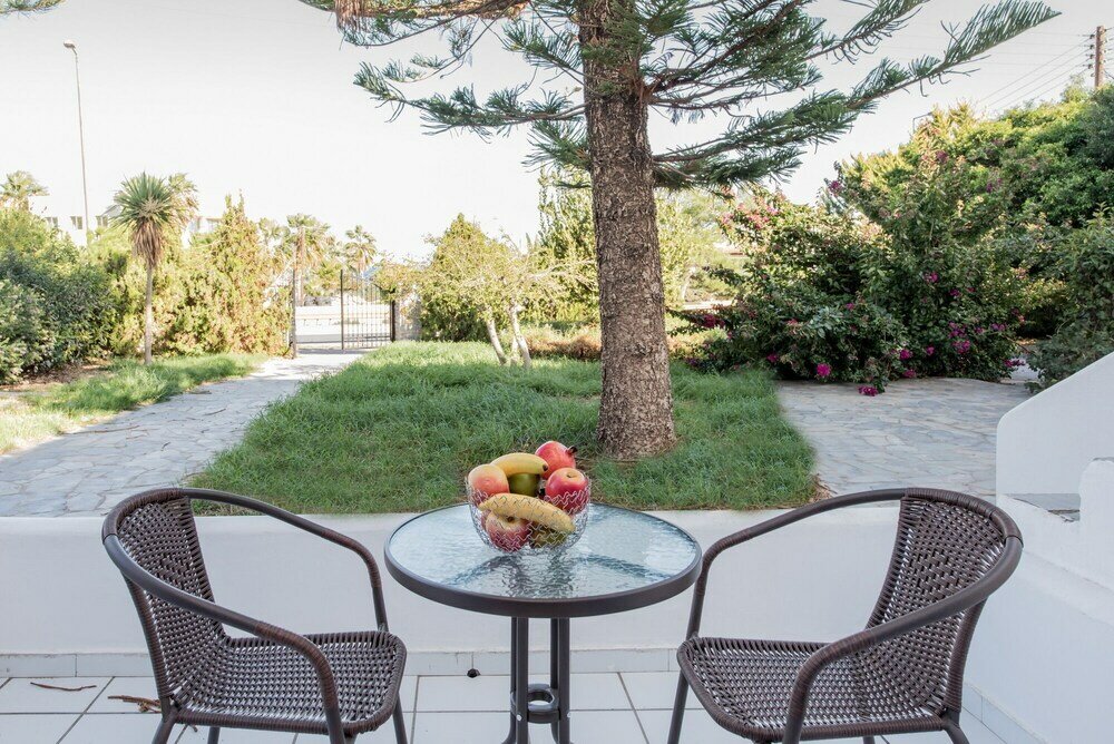 Фото Sunshine Seaside Hotel