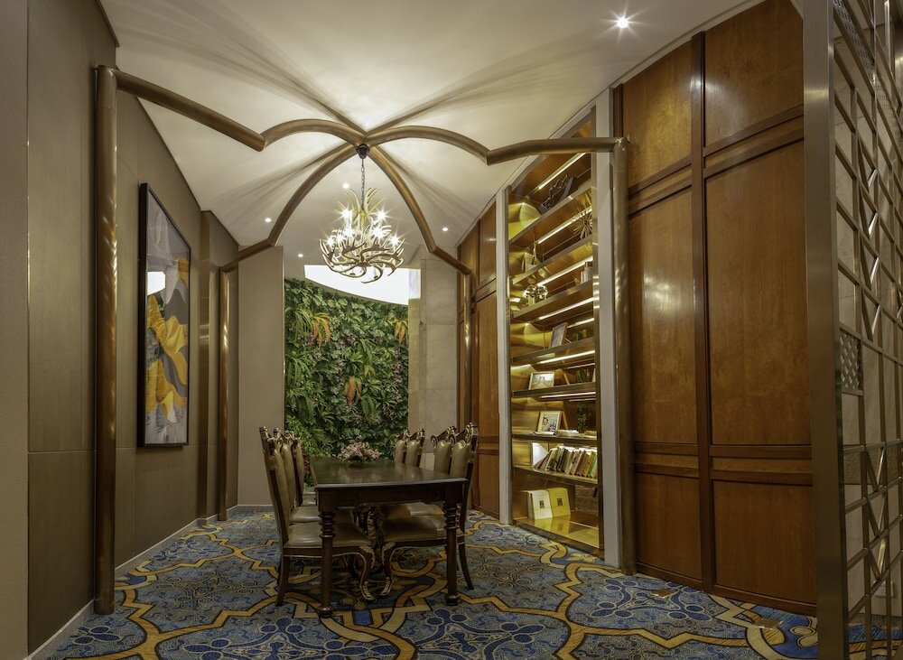 Фото Asia International Hotel Guangzhou