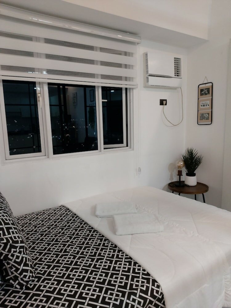 Фото Studio Luxe In Princeton Residences