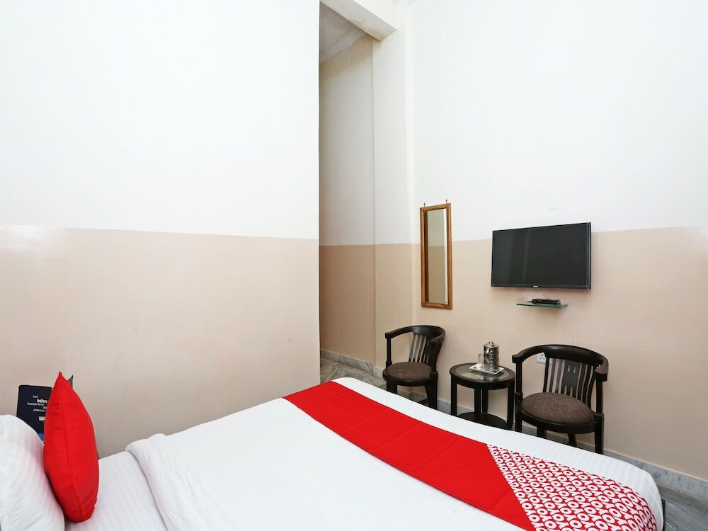 Фото Oyo 19638 Hotel Jay Continental