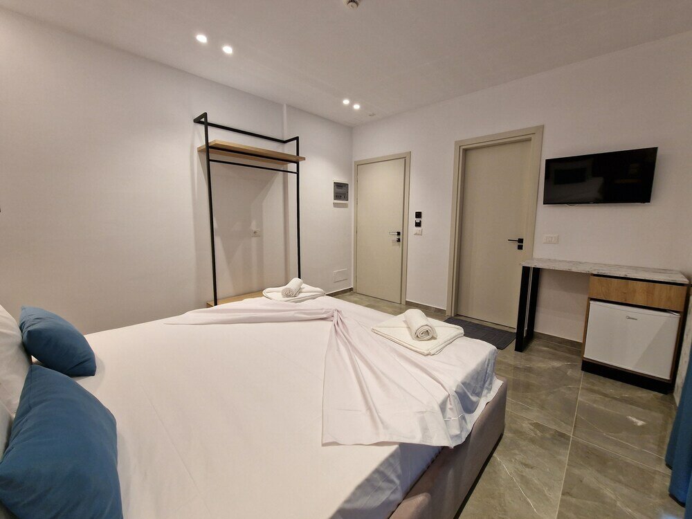 Фото Monel Hotel