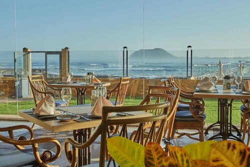 Гостиница Secrets Bahía Real Resort & SPA - Adults only в Корралехо