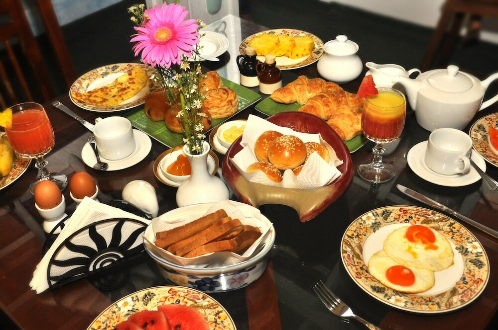 Фото New York Guest House