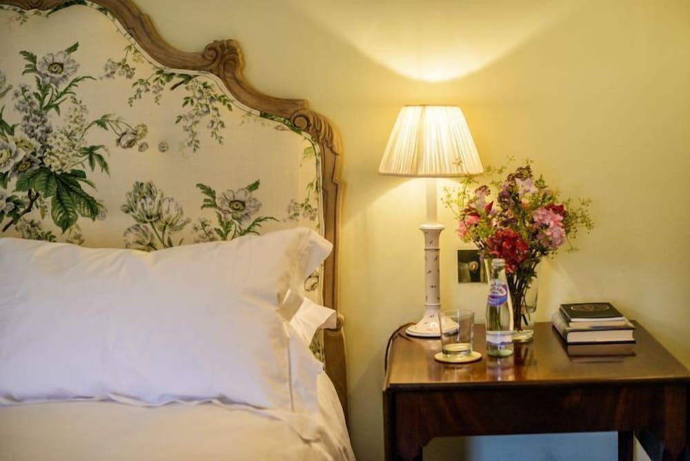 Фото Balvaird Wing at Scone Palace