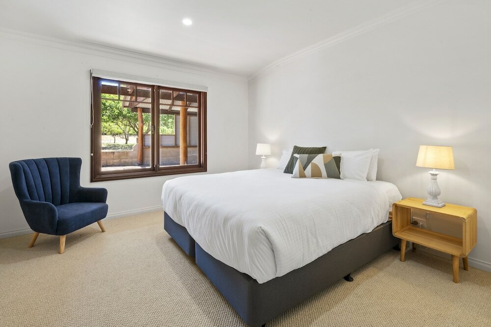 Фото Island Brook Estate Vineyard and Chalets