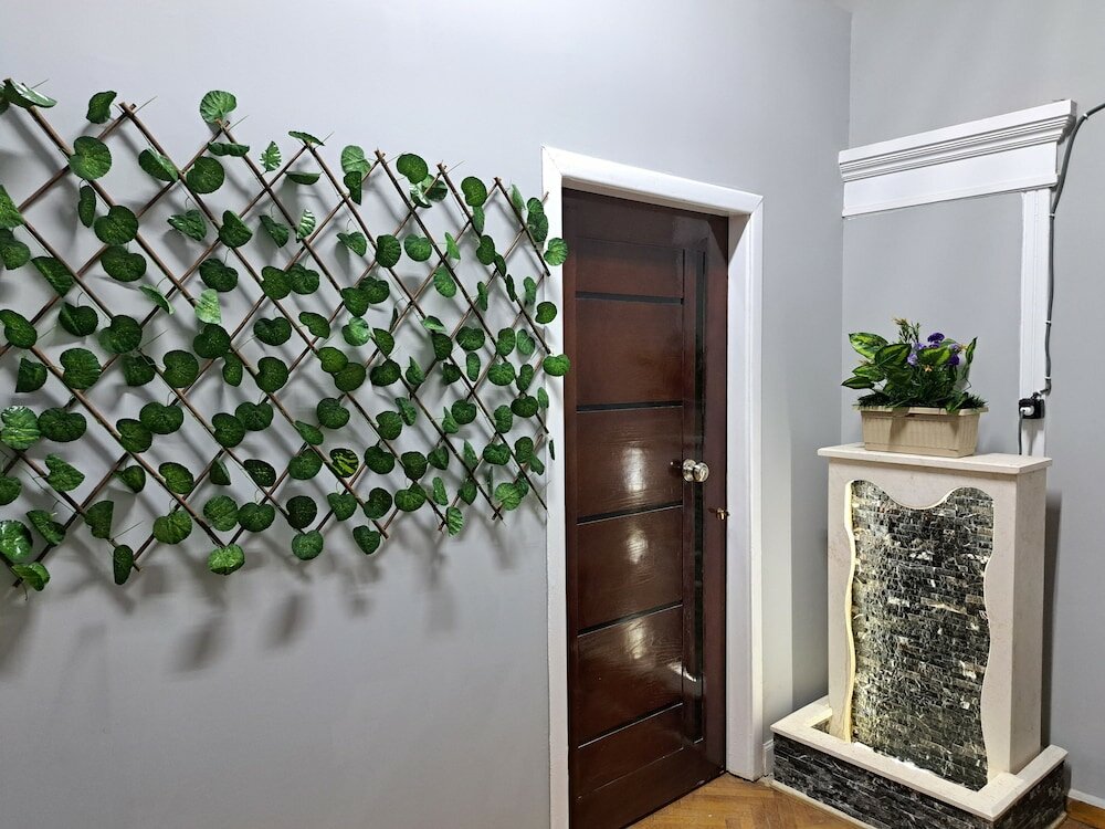 Фото Downtown Family Suites