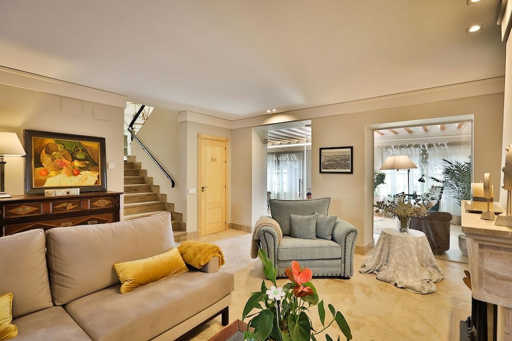 Фото El Patio de los Jazmines Boutique-House