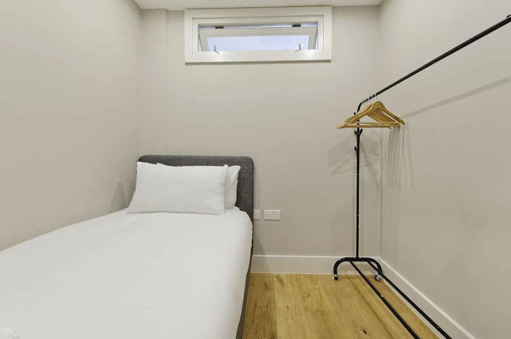 Фото Immaculate new Apartment in Chelsea by Underthedoormat