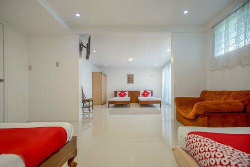 Гостиница Sunrock Resort by Oyo Rooms в Антиполо