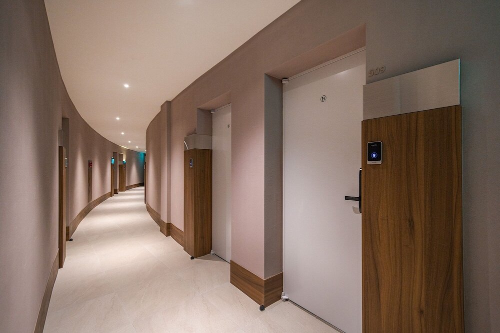 Фото Brown Dot Hotel Eurwangri