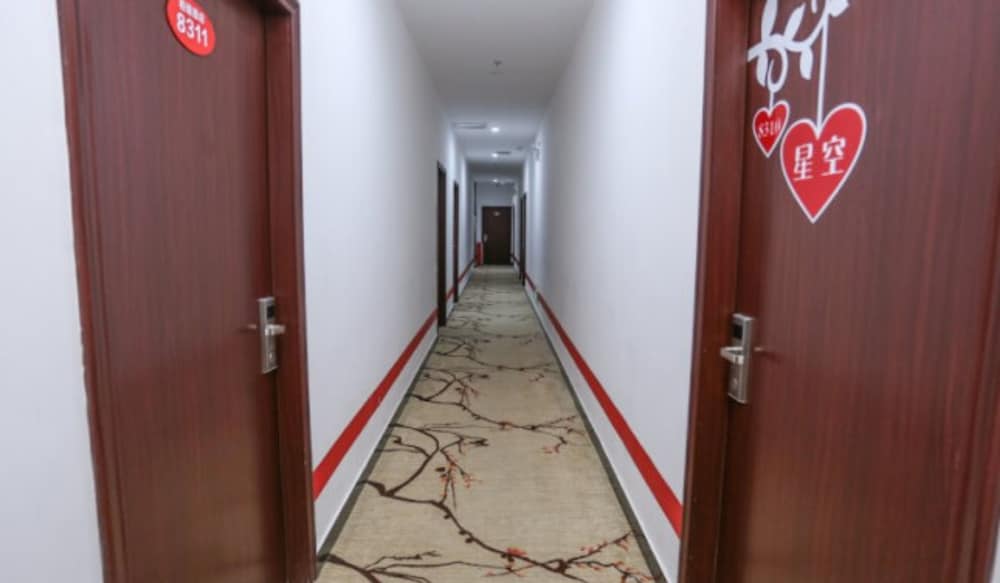 Фото Bai Yi Hotel Canton Fair Branch