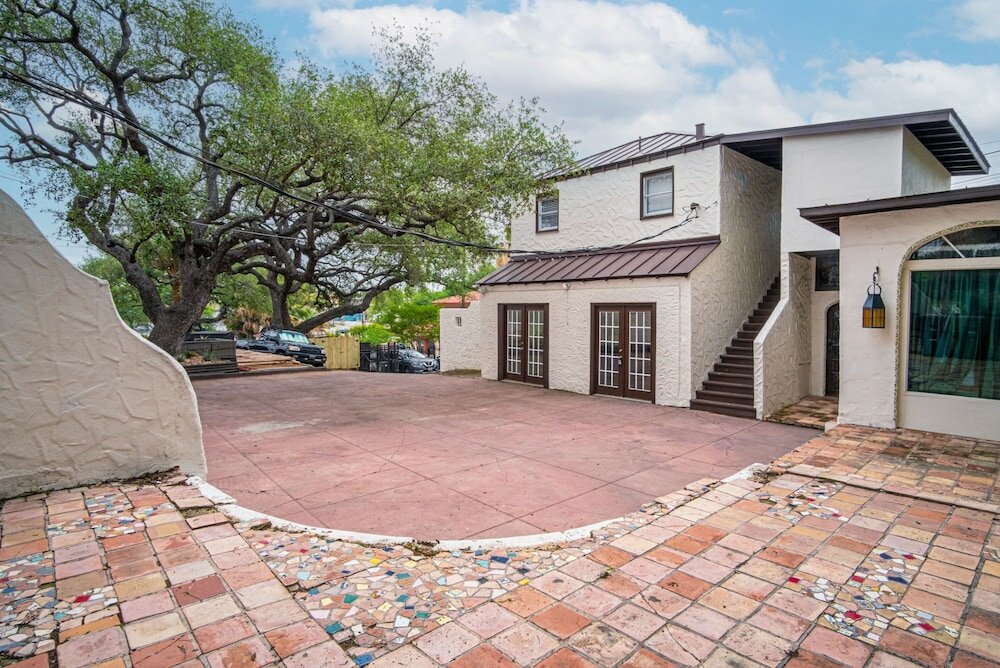 Фото Splash Into Vacation 6br Home w Pool & Waterslide