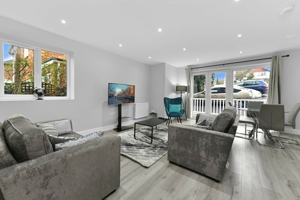 Фото Braywick Serviced Apartments by Ferndale