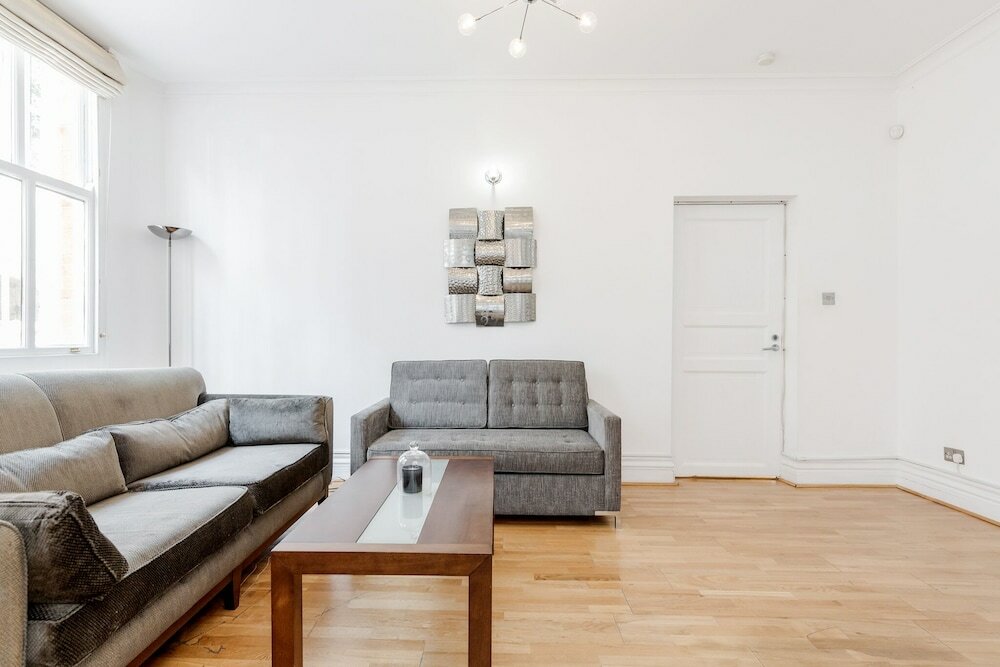 Фото Earls Court Road Apartments