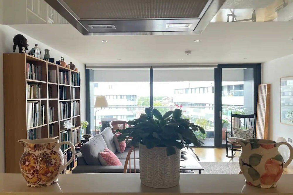 Фото Chic 2bd Flat With Private Balcony - Greenwich