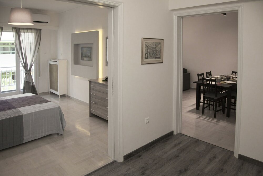 Фото Athens Gem near Archaeological Museum by Ghh