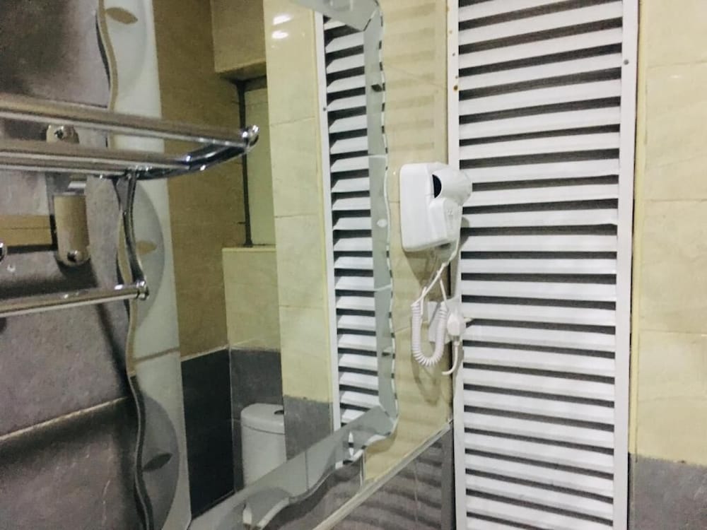 Фото Stoneside Hotel and Apartments