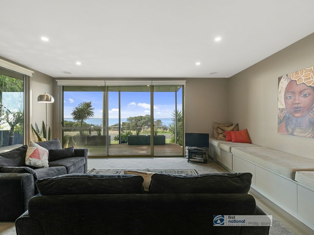 Фото Grossard Point The Lighthouse Ventnor