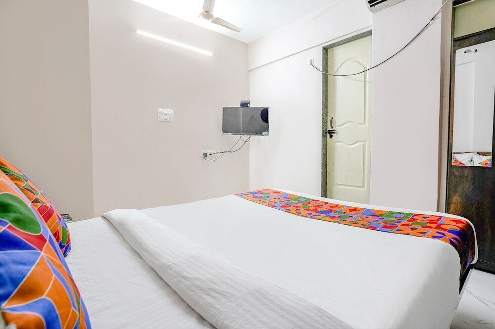 Фото Fabhotel Wakad Villa