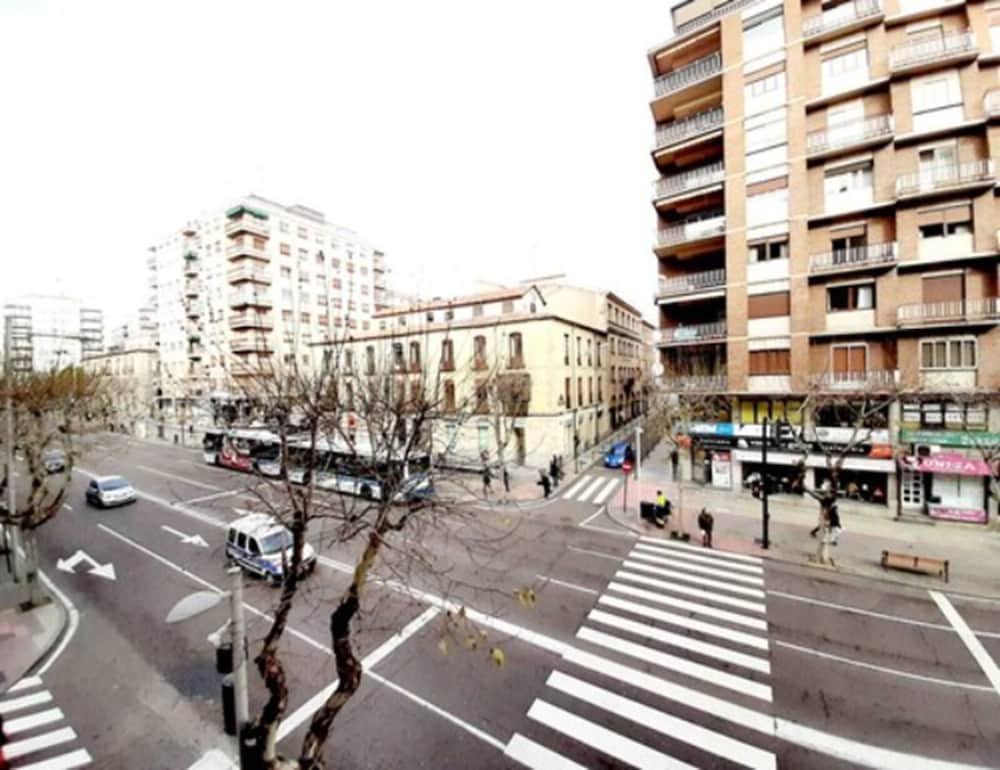 Фото Hostal Carmen by gaiarooms