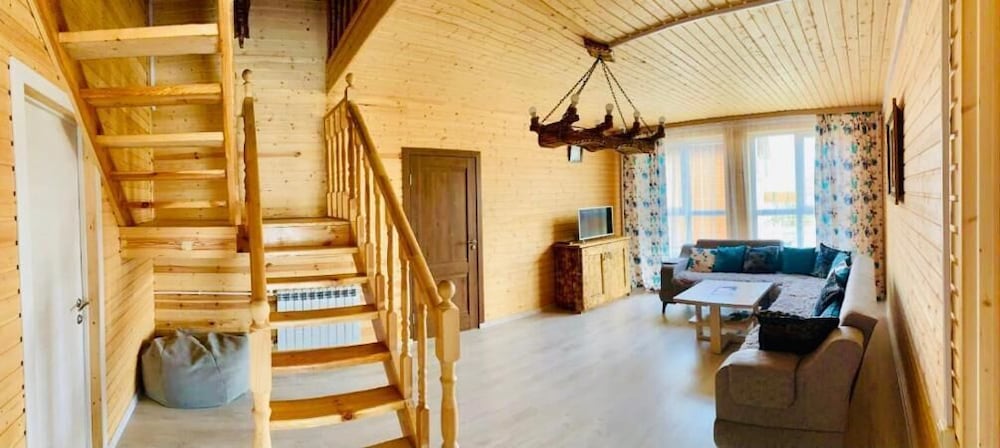 Фото Cottage Chalet and Tours