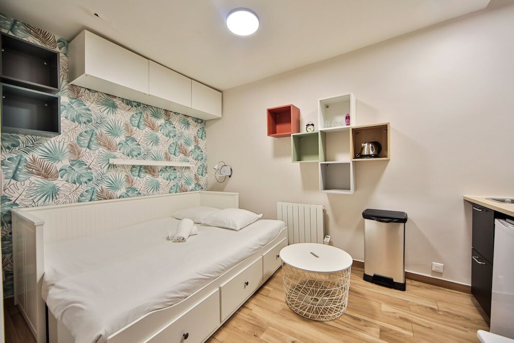 Фото Blue Night International 49