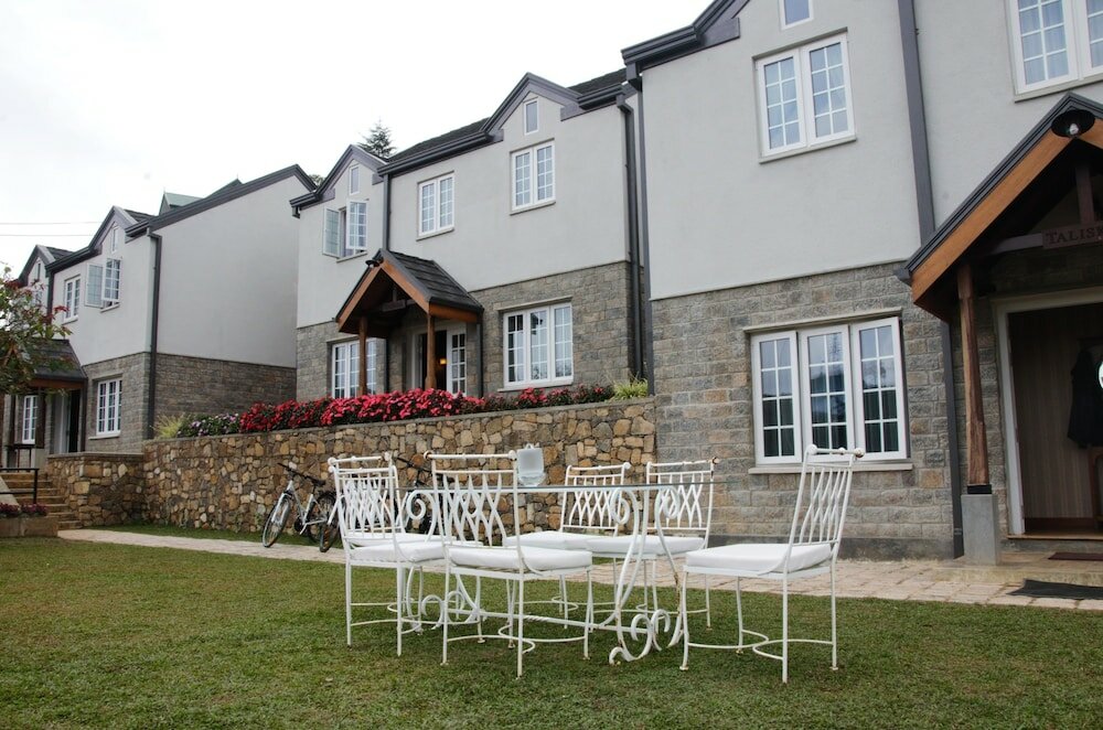 Фото Lakeside Cottages